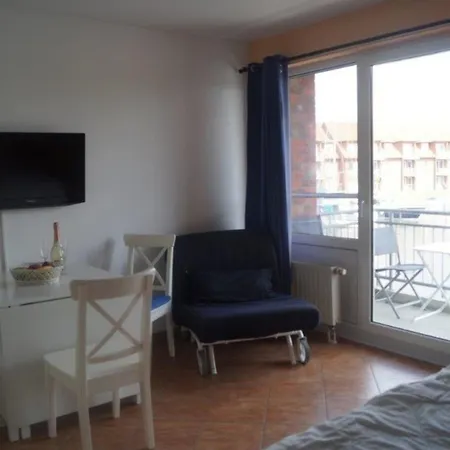 Mit Balkon Und Wasserblick * Ueckermunde